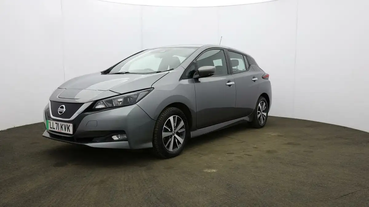 2021-nissan-leaf-e-acenta-big-36