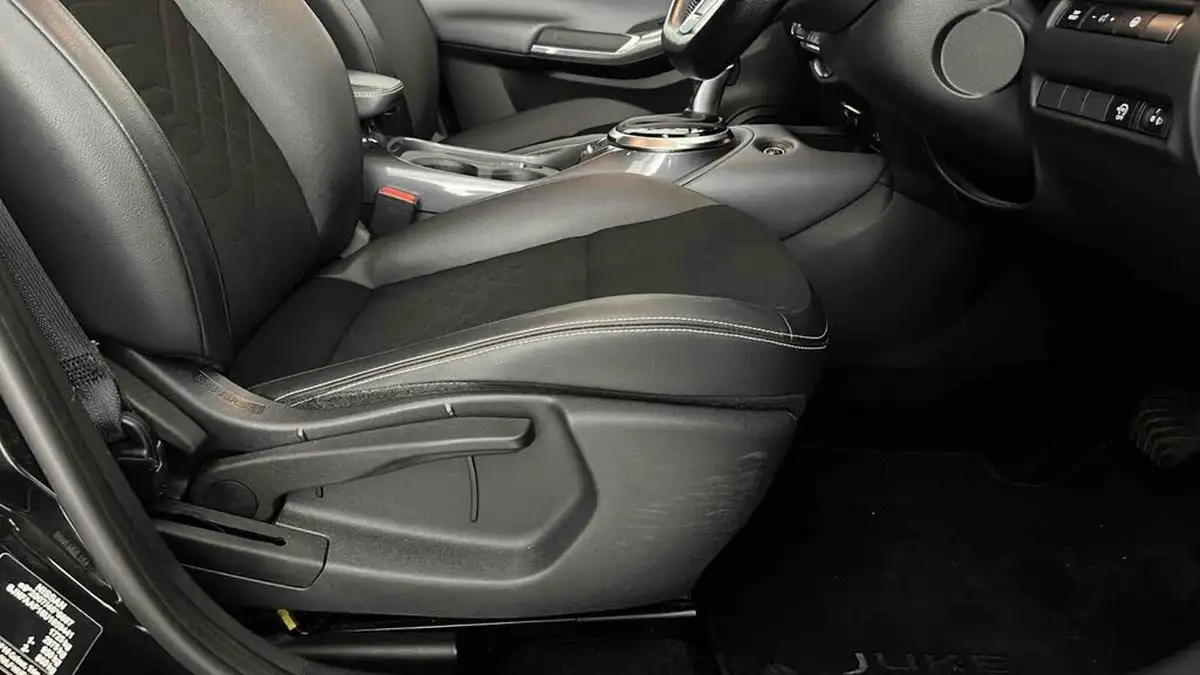 2020-nissan-juke-10-dig-t-tekna-117ps-dct-big-35