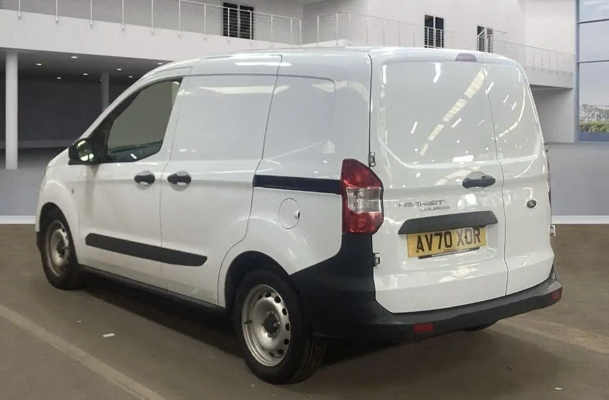2021-ford-transit-courier-15tdci-leader-75ps-eu6dt-panel-van-big-2