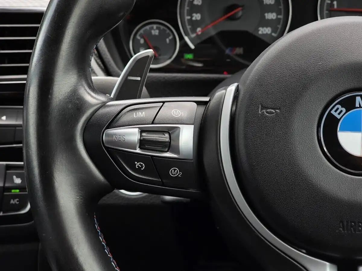 2015-bmw-4-series-30-m4-425bhp-ss-coupe-m-dct-big-13