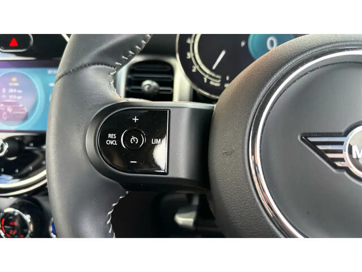 2022-mini-cooper-15-cooper-exclusive-premium-hatchback-3d-auto-big-16