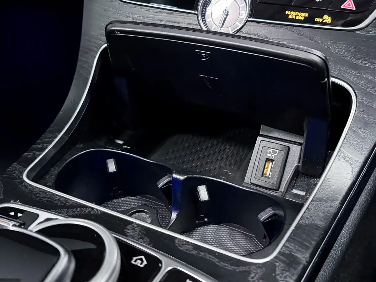 2019-mercedes-benz-c-class-20-c300-amg-line-premium-plus-coupe-2d-big-31