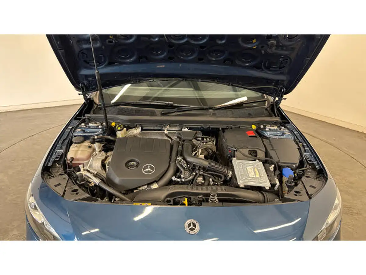 2021-mercedes-benz-a-class-13-a180-amg-line-executive-edition-hatchback-5d-7g-dct-big-7