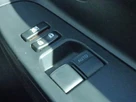 2017-toyota-yaris-15-vvt-i-icon-hybrid-small-20