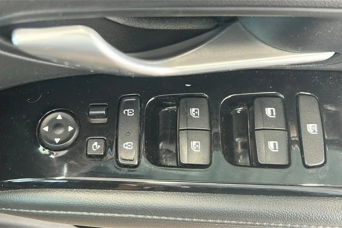 2022-hyundai-tucson-16-t-gdi-se-connect-150ps-big-15