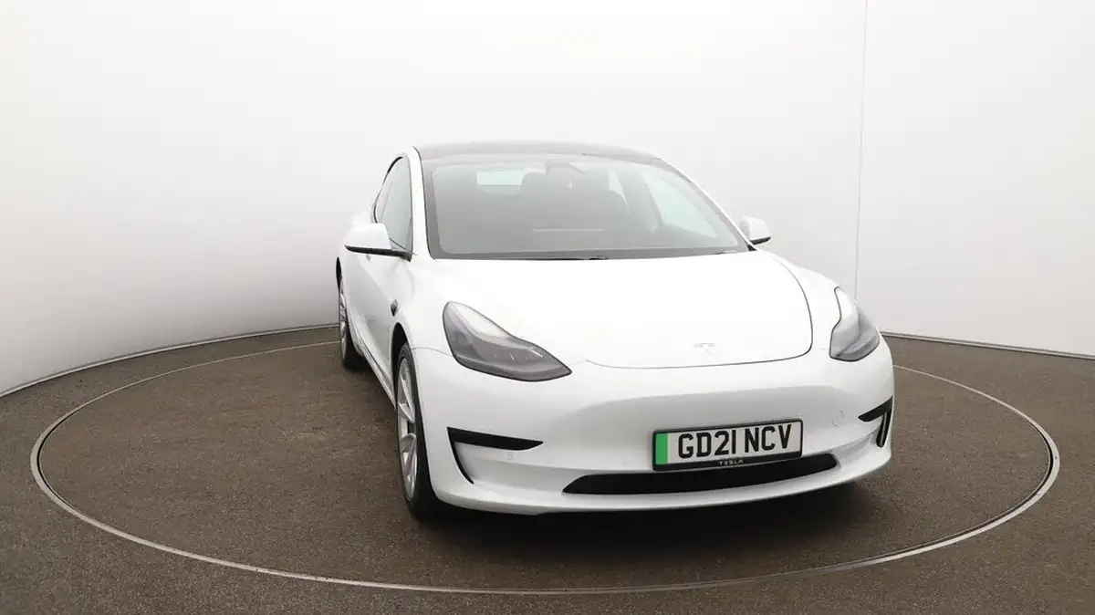 2021-tesla-model-3-e-standard-plus-big-21