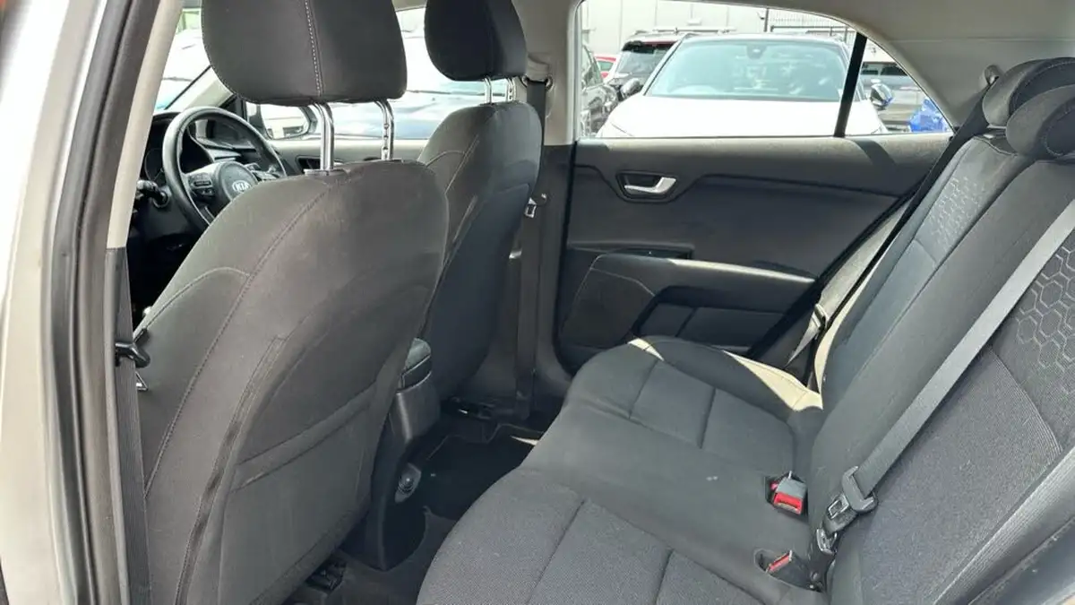 2018-kia-rio-10-t-gdi-2-big-8
