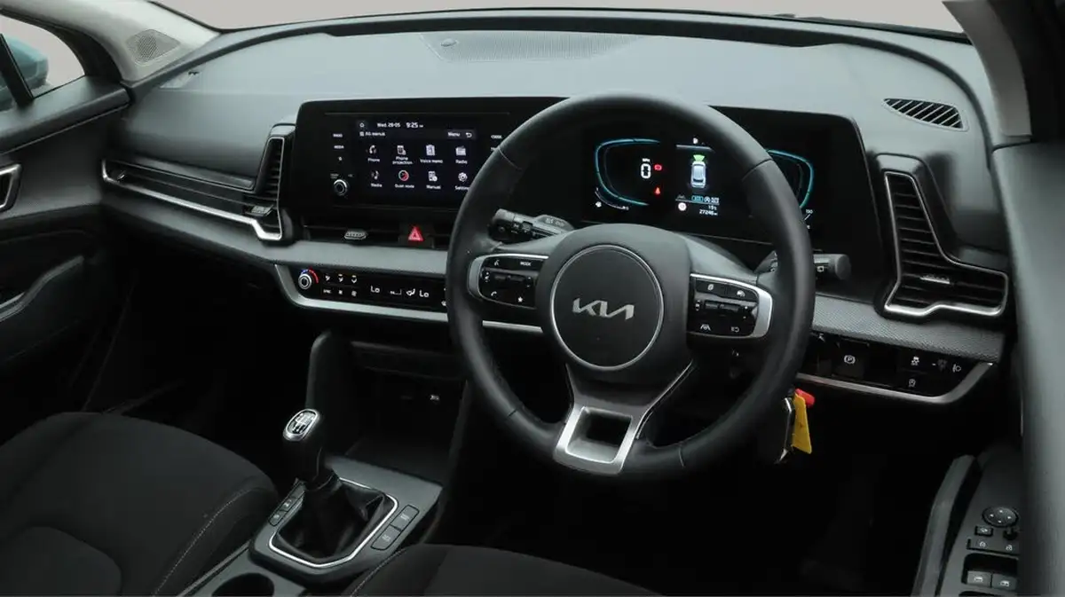 2023-kia-sportage-16-t-gdi-2-148bhp-big-9