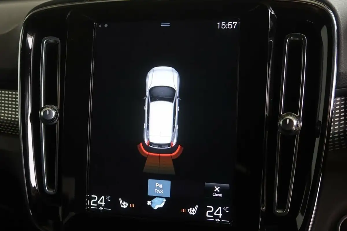 2021-volvo-xc40-15-t3-r-design-pro-161bhp-auto-big-10
