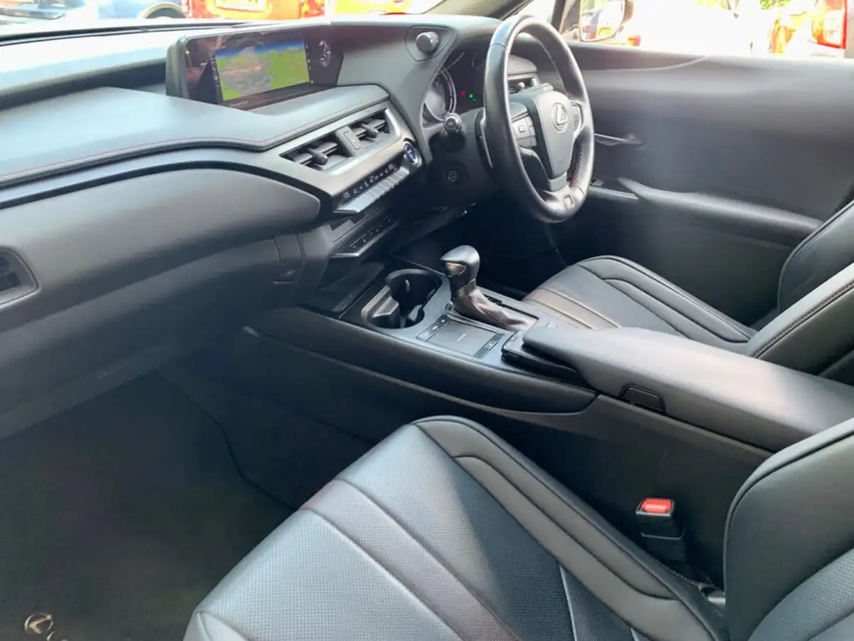 2021-lexus-ux-250h-20-f-sport-premium-pack-without-navigation-big-1
