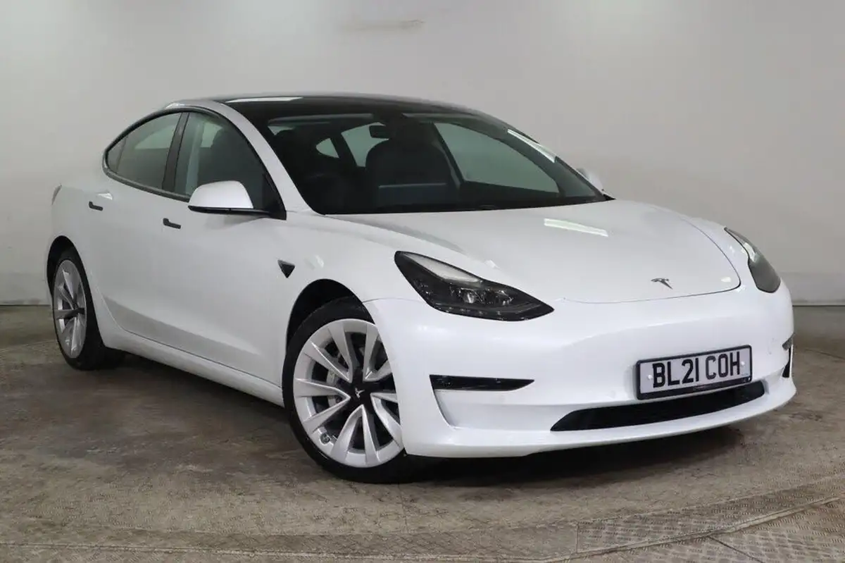 2021-tesla-model-3-e-long-range-4x4-big-0