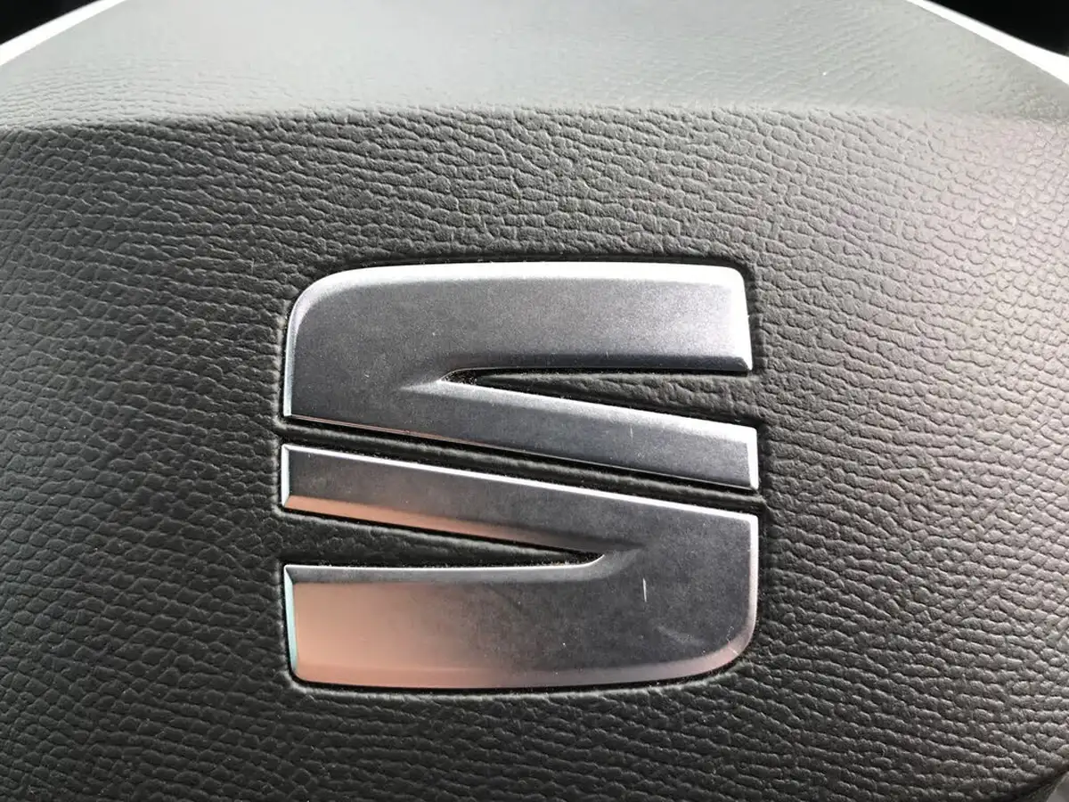 2022-seat-leon-10-tsi-evo-fr-hatchback-big-22