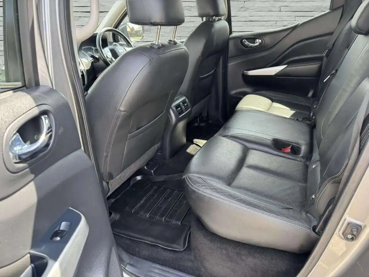 2020-nissan-navara-23dci-tt-tekna-8-navileather-big-8