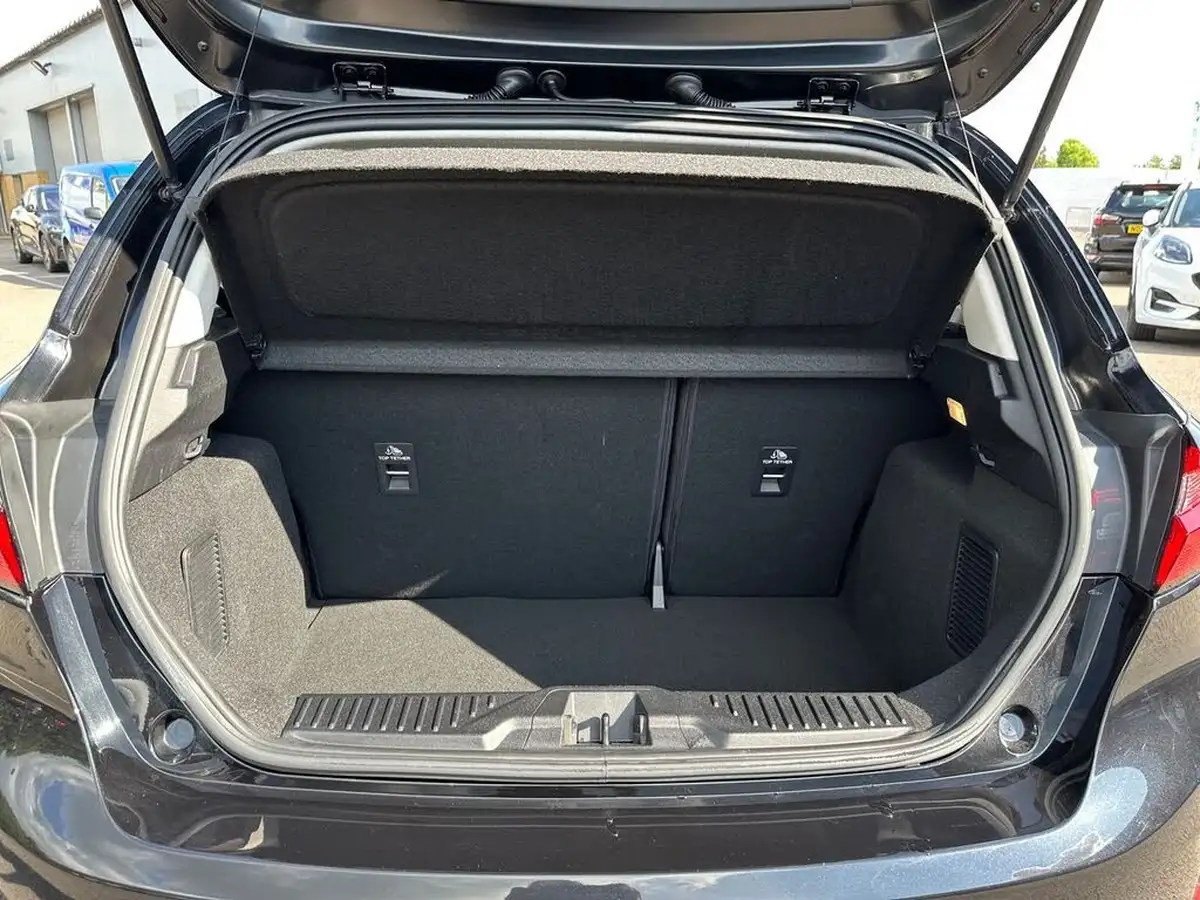 2022-ford-fiesta-10t-titanium-100ps-big-33