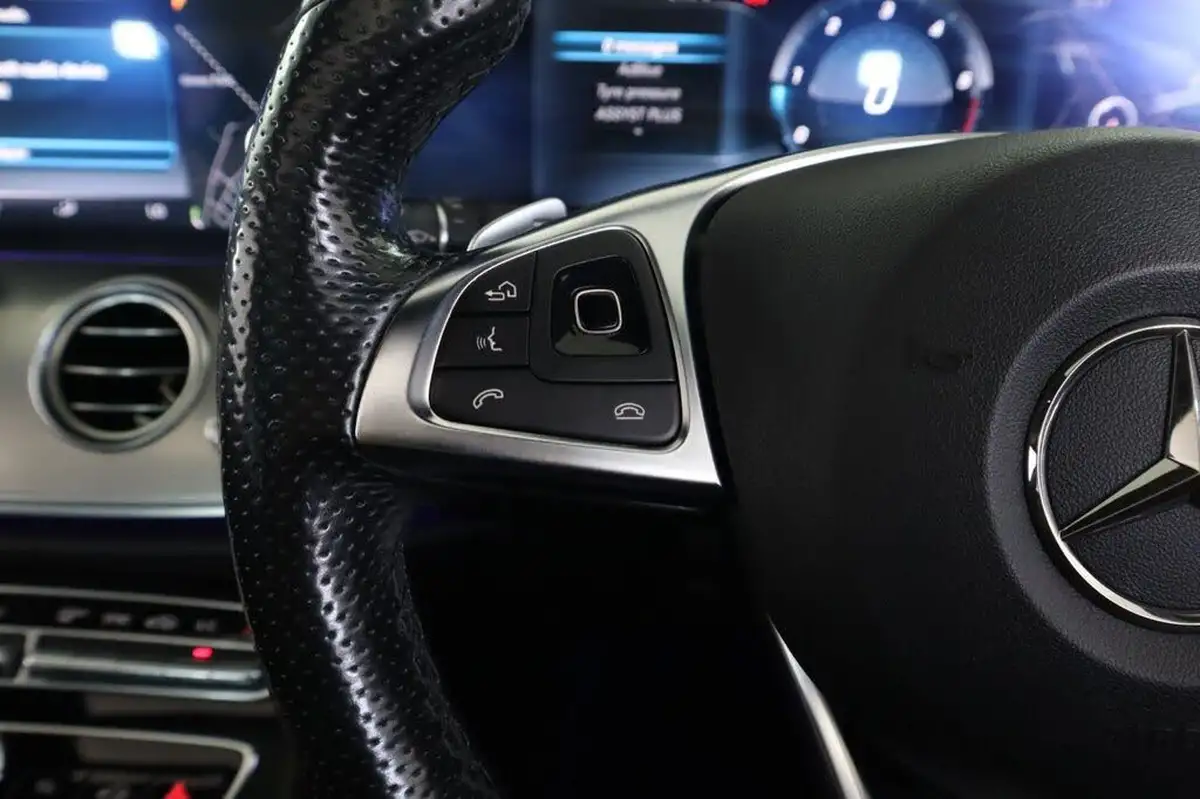 2016-mercedes-benz-e-class-20d-e220d-amg-line-premiumss-saloon-4d-big-37
