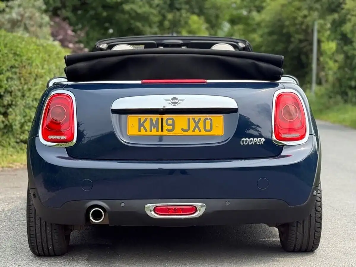 2019-mini-cooper-15-cooper-exclusive-134bhp-ss-convertible-2d-auto-big-40