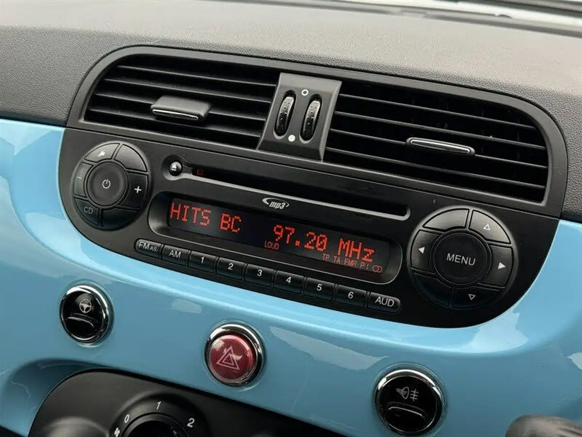 2015-fiat-500-12-pop-star-big-23