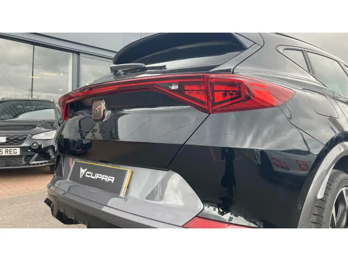 2024-cupra-formentor-14-e-hybrid-v2-big-38