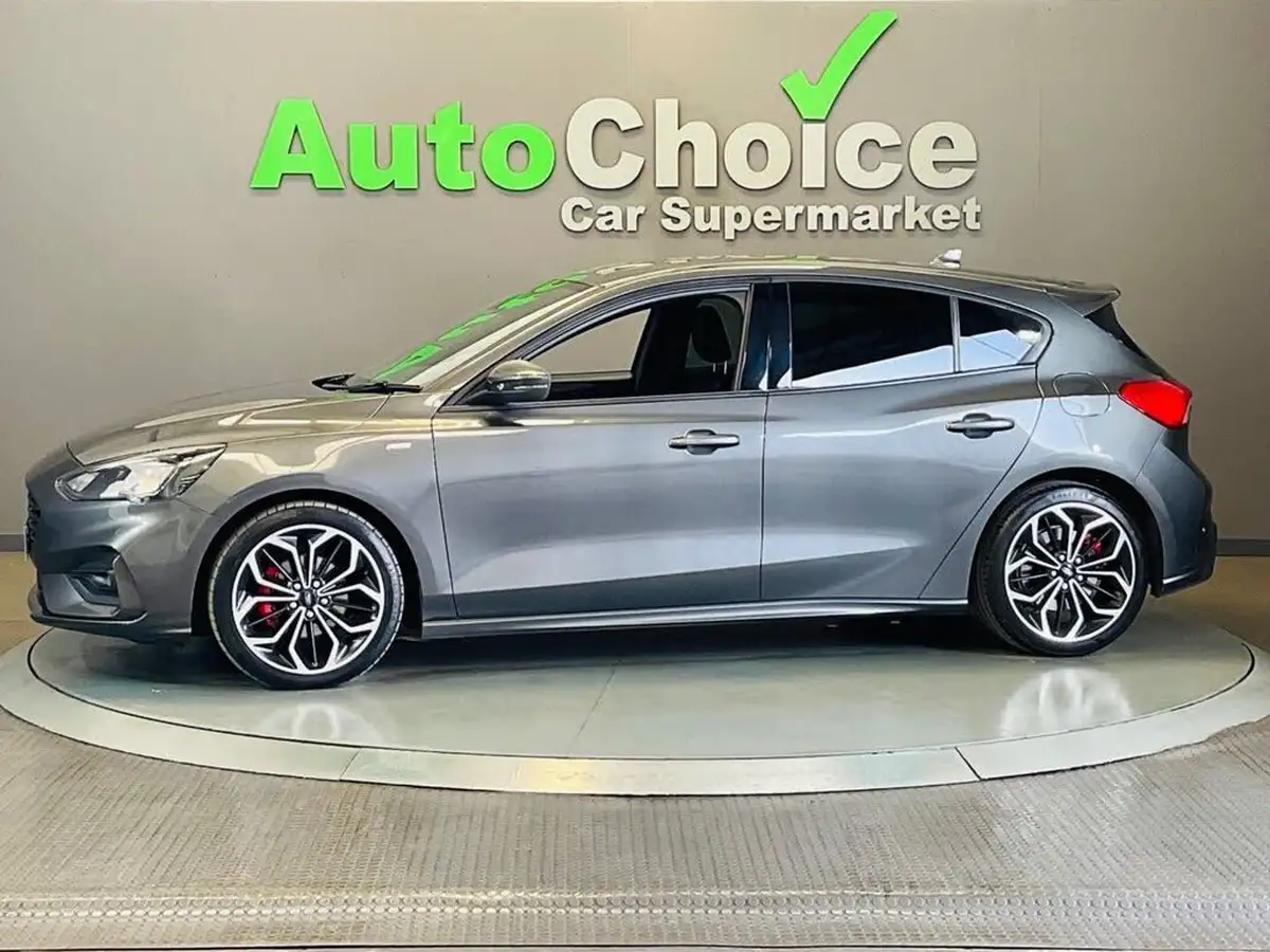 2019-ford-focus-15t-st-line-x-182ps-hatchback-big-9