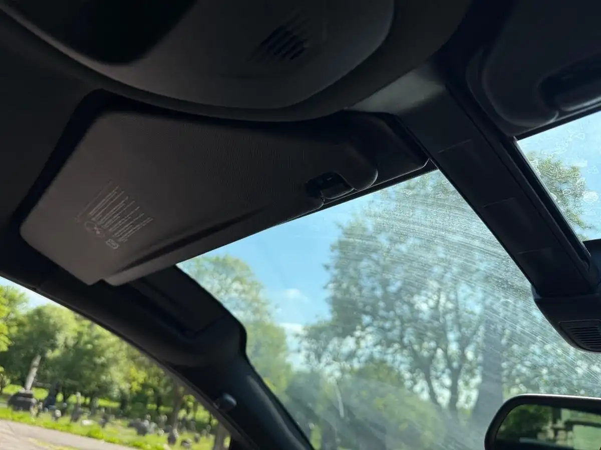 2014-citroen-ds4-16e-hdi-dstyle-big-18