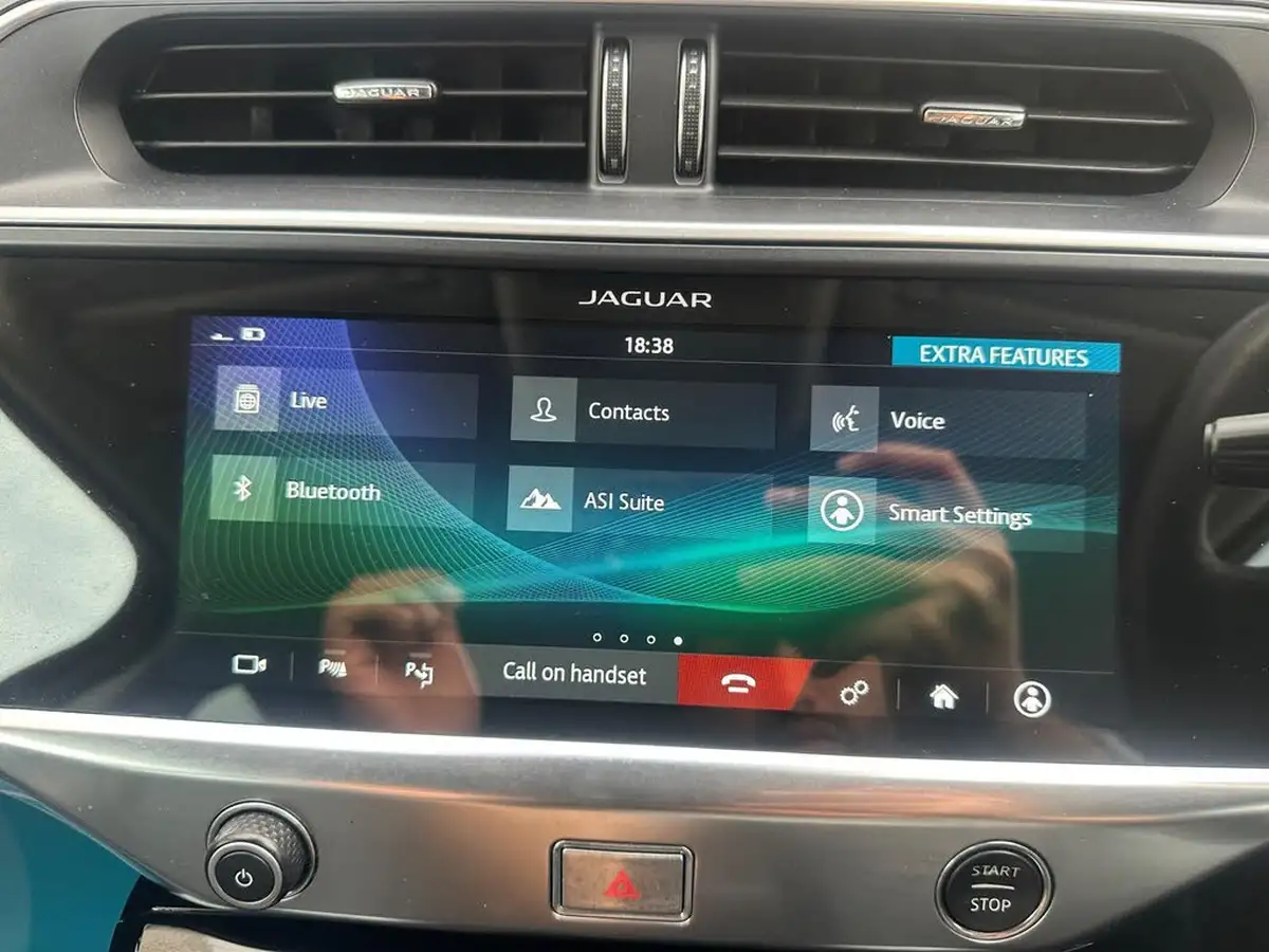 2019-jaguar-i-pace-ev400-se-big-47