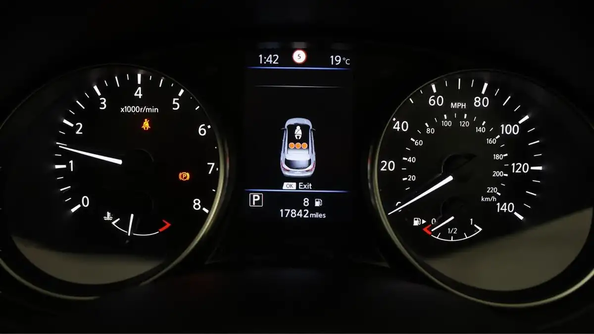 2020-nissan-qashqai-13-dig-t-n-tec-160ps-propilotglass-dct-big-10
