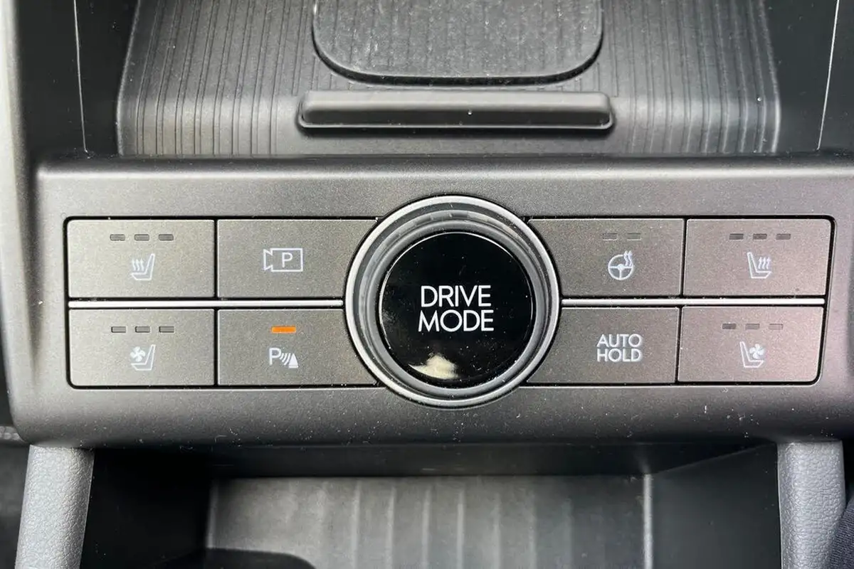 2024-hyundai-kona-e-ultimate-218ps-65kwh-big-28