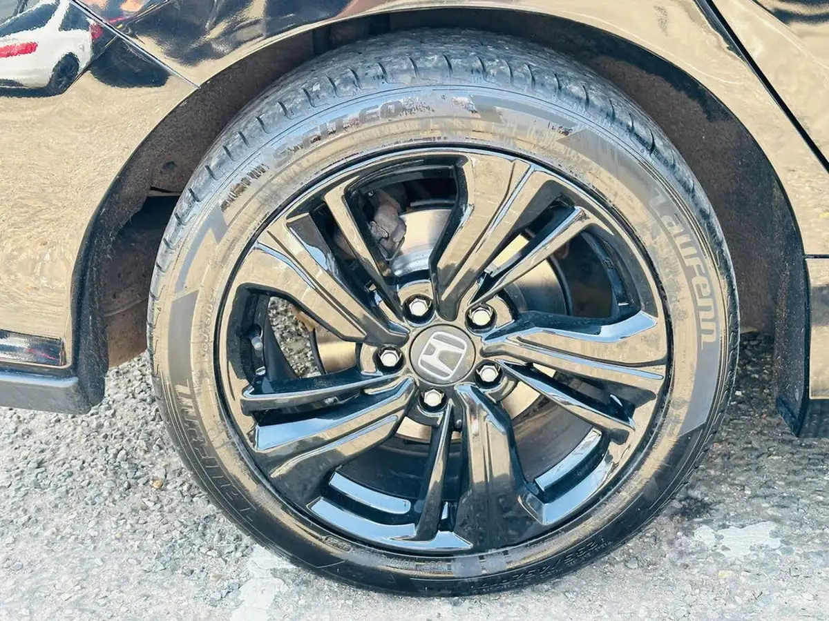 2017-honda-civic-10-vtec-turbo-ex-ss-big-7
