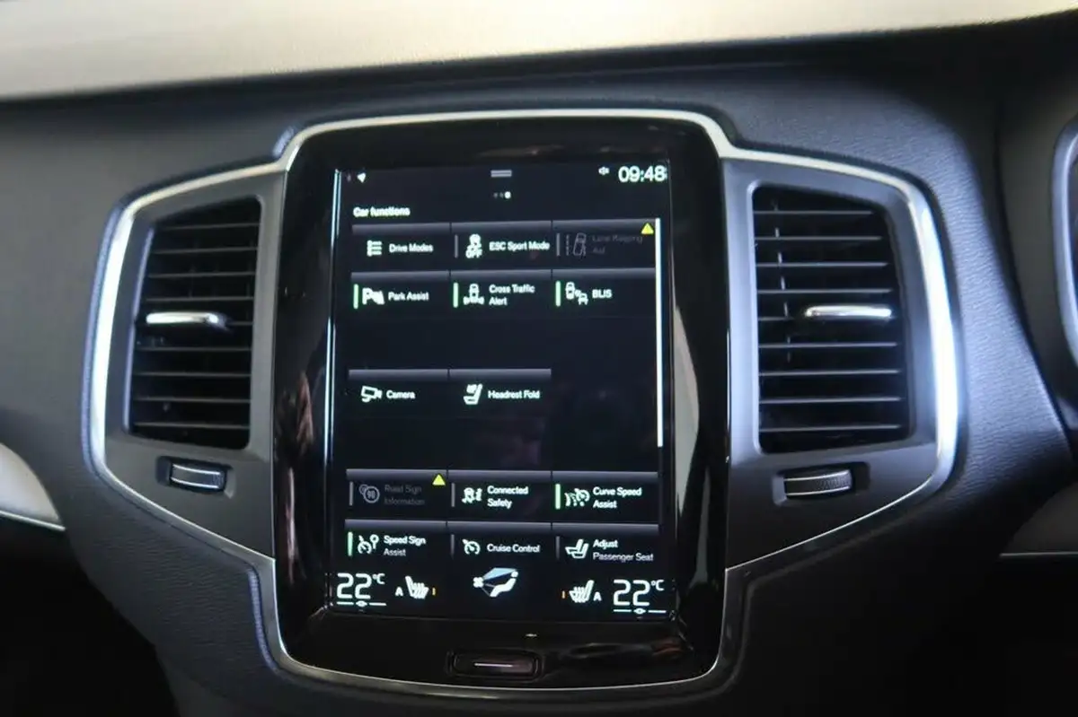 2021-volvo-xc90-20td-b5-momentum-big-23