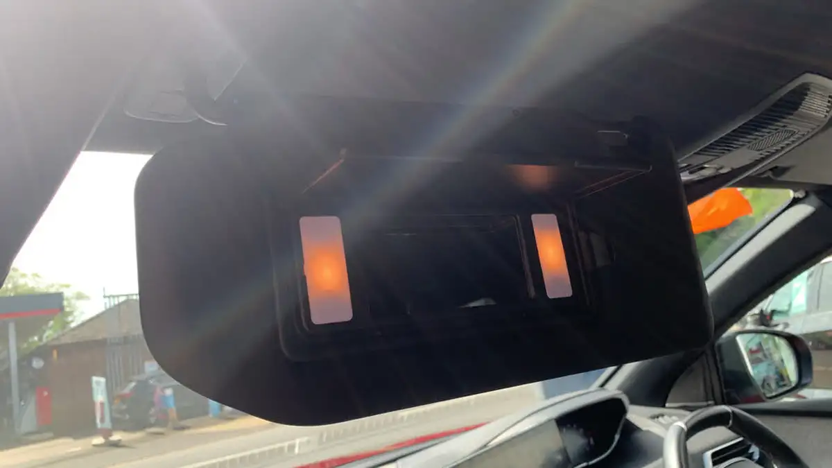 2022-peugeot-5008-suv-12-puretech-gt-premium-big-37