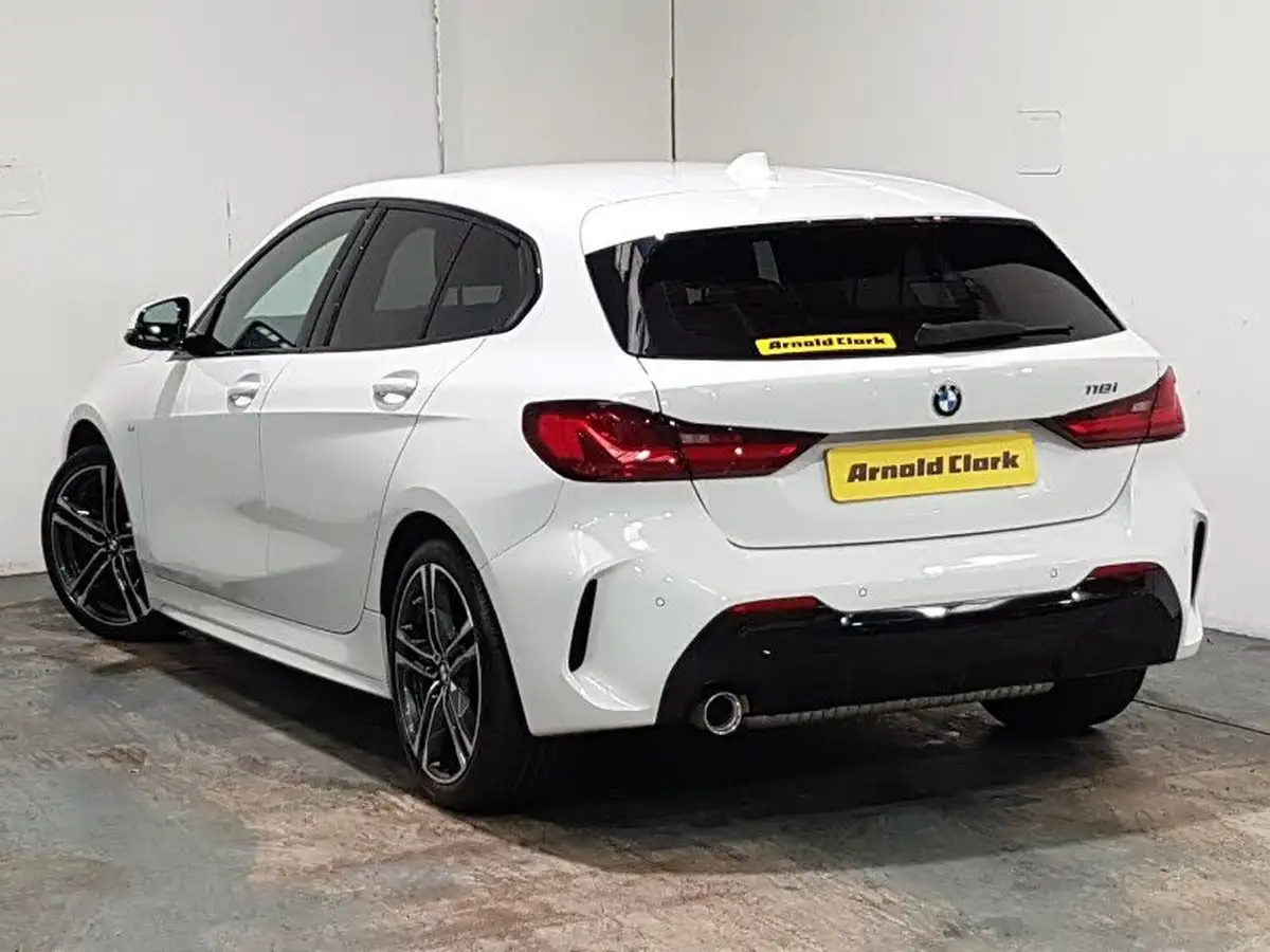 2021-bmw-1-series-15-118i-m-sport-lcp-dct-big-1