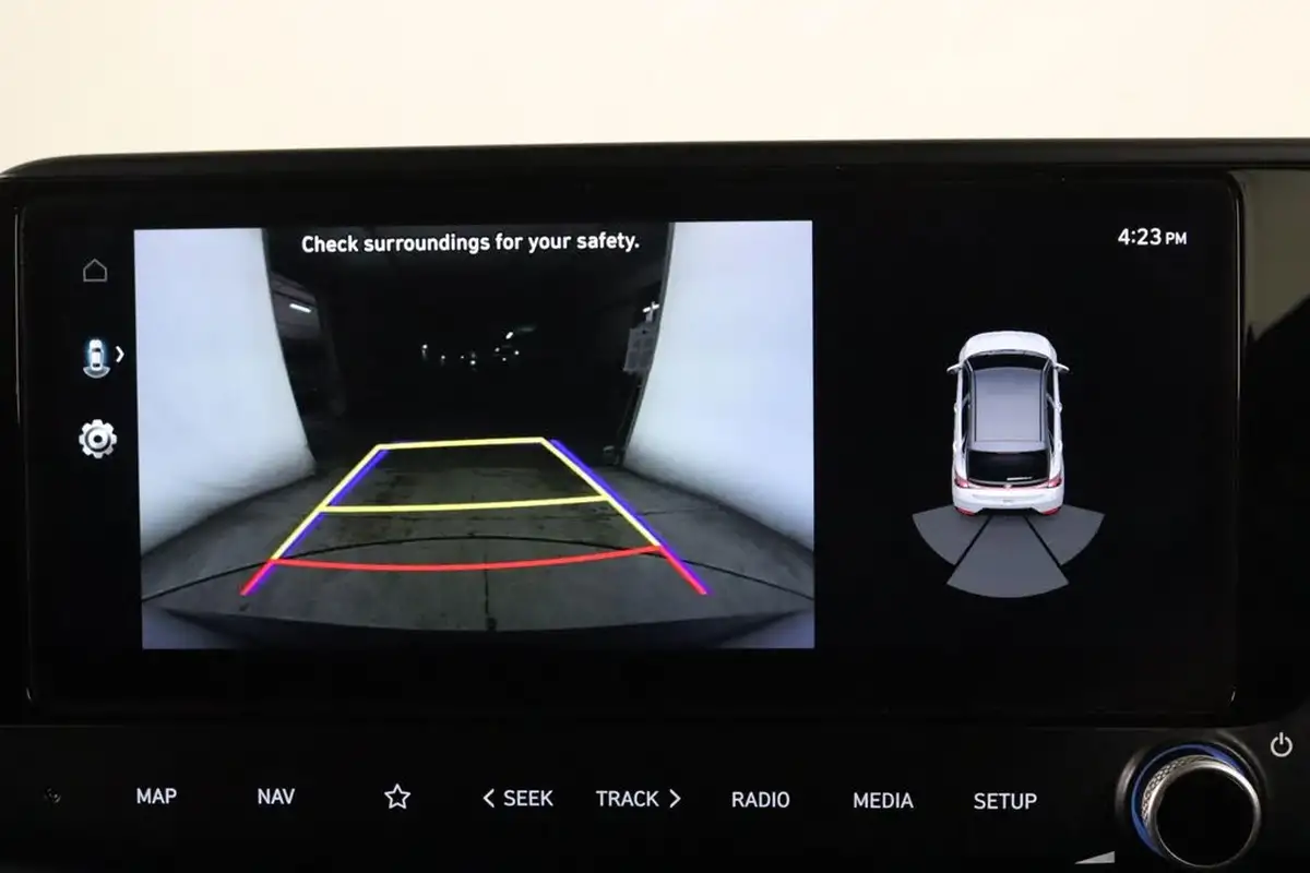 2023-hyundai-bayon-10-t-gdi-premium-100ps-dct-big-33