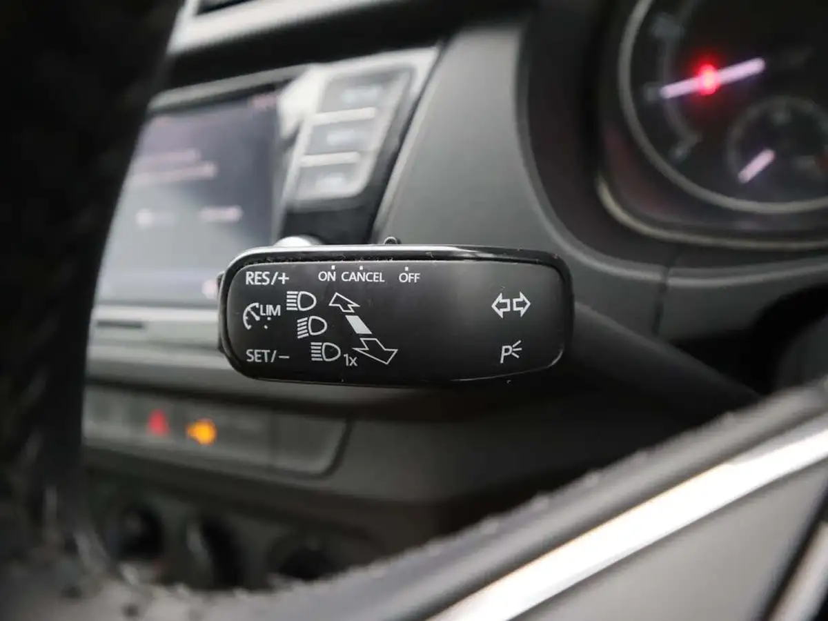 2021-skoda-fabia-10-mpi-se-big-31