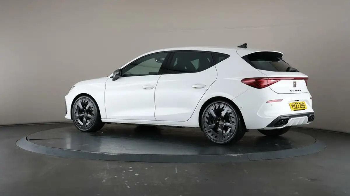 2023-cupra-leon-nf-20-tsi-vz3-300ps-hatchback-big-72