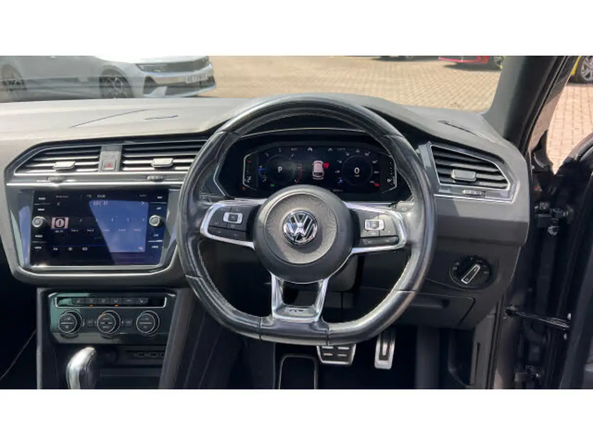 2020-volkswagen-tiguan-20tdi-r-line-tech-150ps-dsg-big-9