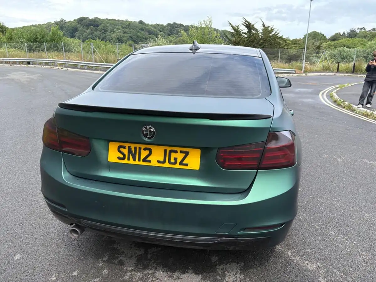 2012-bmw-3-series-20td-320d-sport-184bhp-ss-saloon-4d-big-35