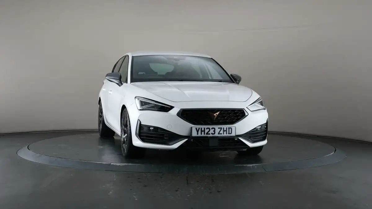 2023-cupra-leon-nf-20-tsi-vz3-300ps-hatchback-big-48