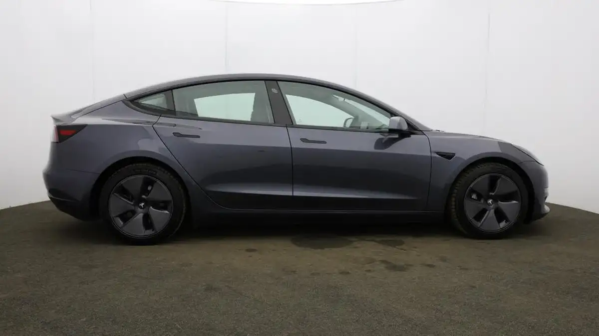 2021-tesla-model-3-e-long-range-4x4-big-55