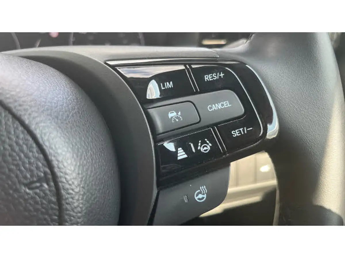 2025-honda-hr-v-15-i-mmd-advance-big-13