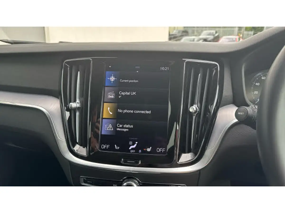 2021-volvo-v60-20-b3-momentum-161bhp-big-20