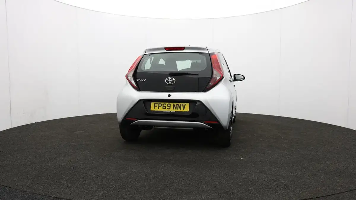 2019-toyota-aygo-10-vvt-i-x-play-big-70