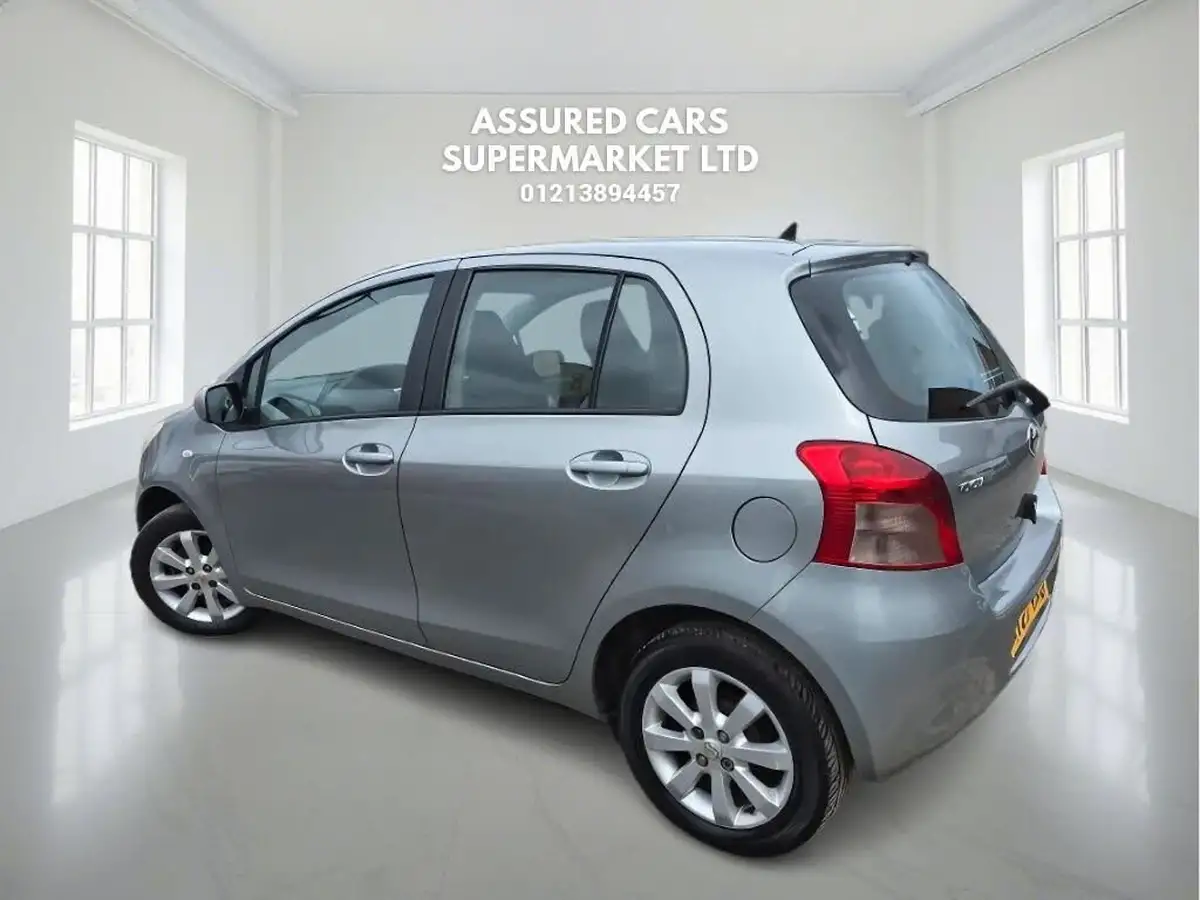 2007-toyota-yaris-13-zinc-5d-mmt-big-4