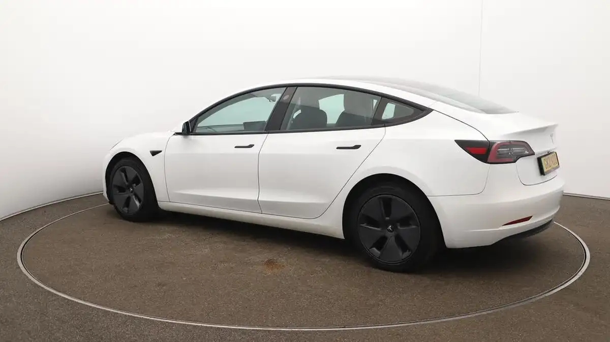 2021-tesla-model-3-e-long-range-4x4-big-35