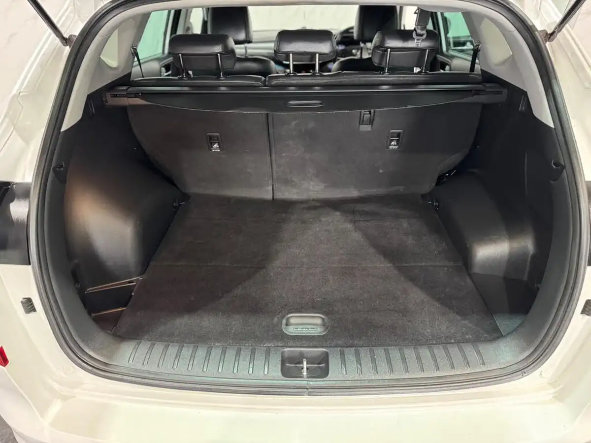 2019-hyundai-tucson-16-gdi-premium-big-15