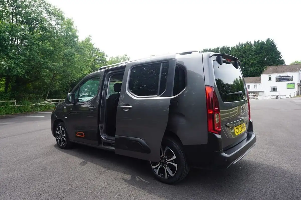 2022-citroen-berlingo-12-puretech-flair-xtr-xl-size-big-6