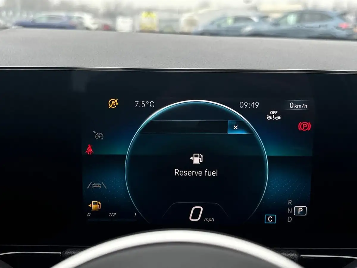 2022-mercedes-benz-gla-class-13-gla-180-sport-executive-big-15
