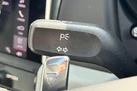 2022-porsche-macan-20-small-63