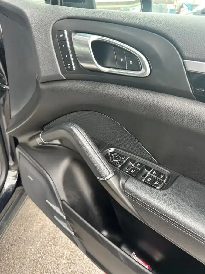 2014-porsche-cayenne-30td-platinum-edition-big-11