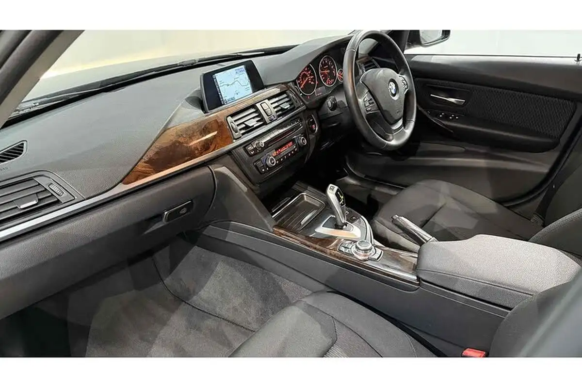 2015-bmw-3-series-20-320i-se-ss-saloon-4d-1997cc-auto-big-34
