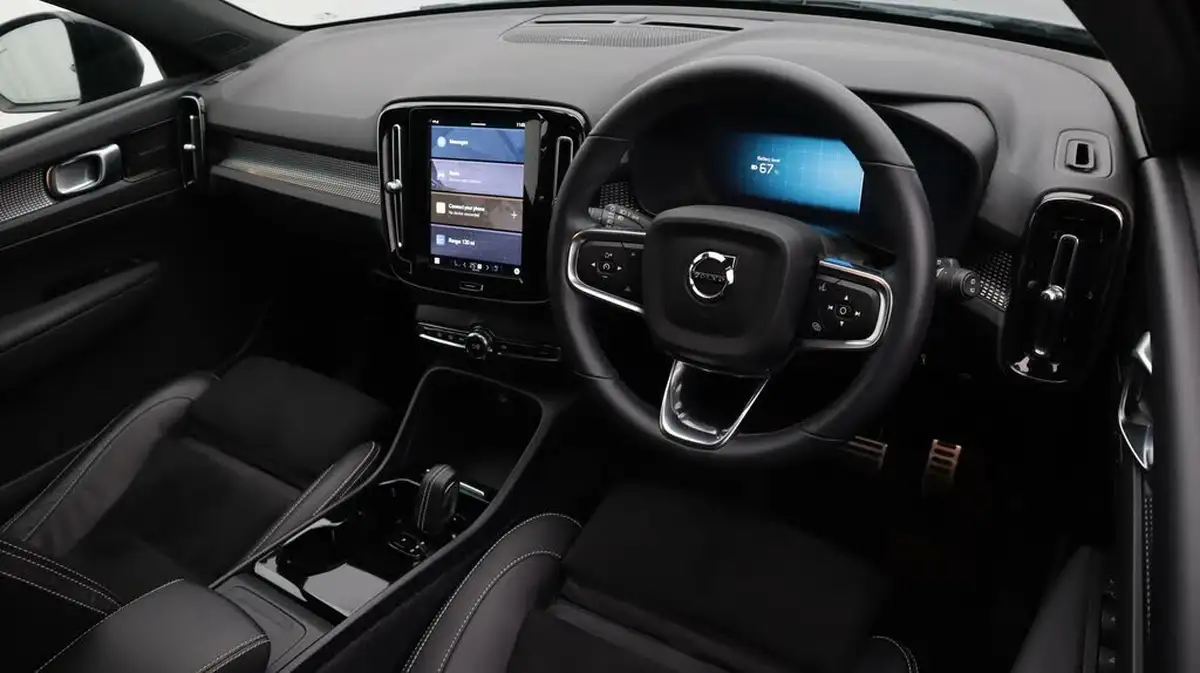 2021-volvo-c40-e-twin-recharge-pro-big-9